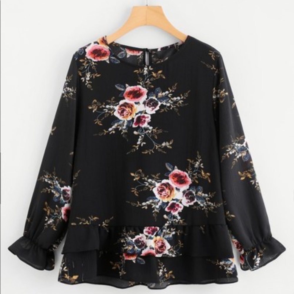 Ruffle Cuff and Hem Floral Top, S